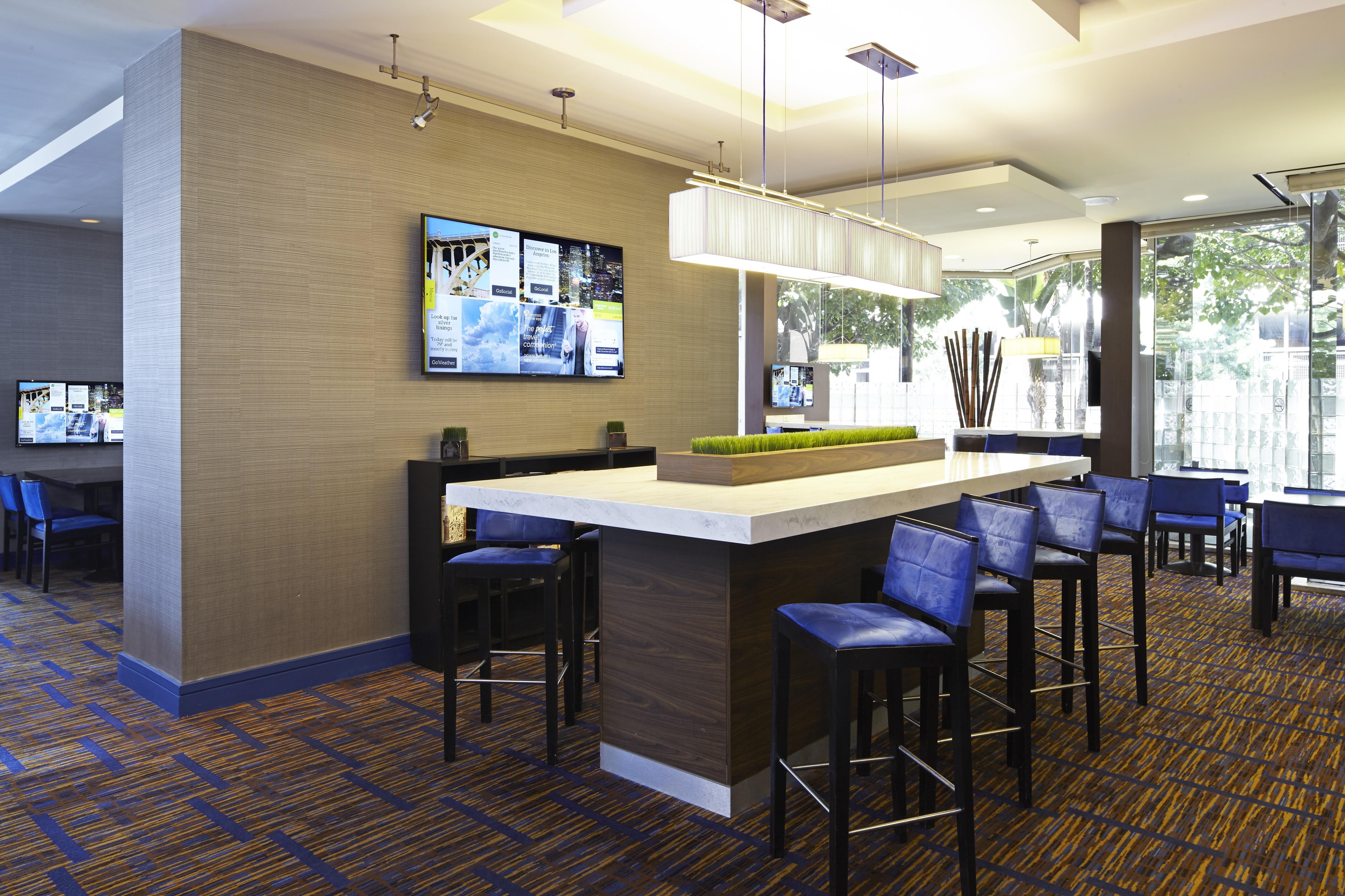 Courtyard Angeles Lax\u002fcentury Boulevard