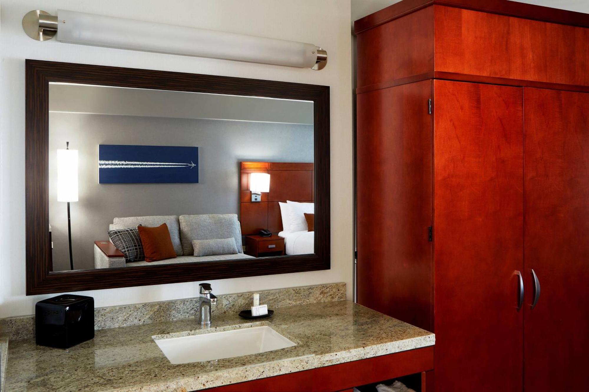 Courtyard Angeles Lax\u002fcentury Boulevard 3* Los Angeles