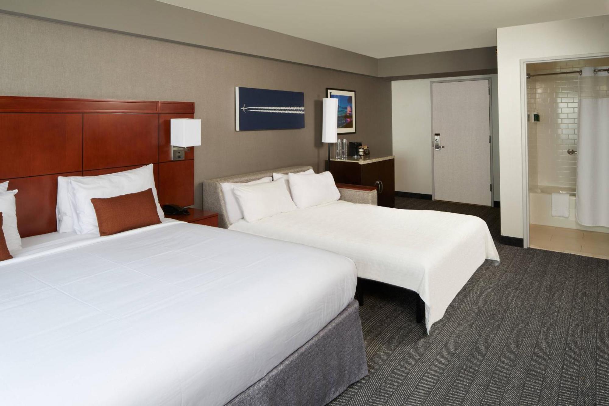 Courtyard Angeles Lax\u002fcentury Boulevard 3* Los Angeles