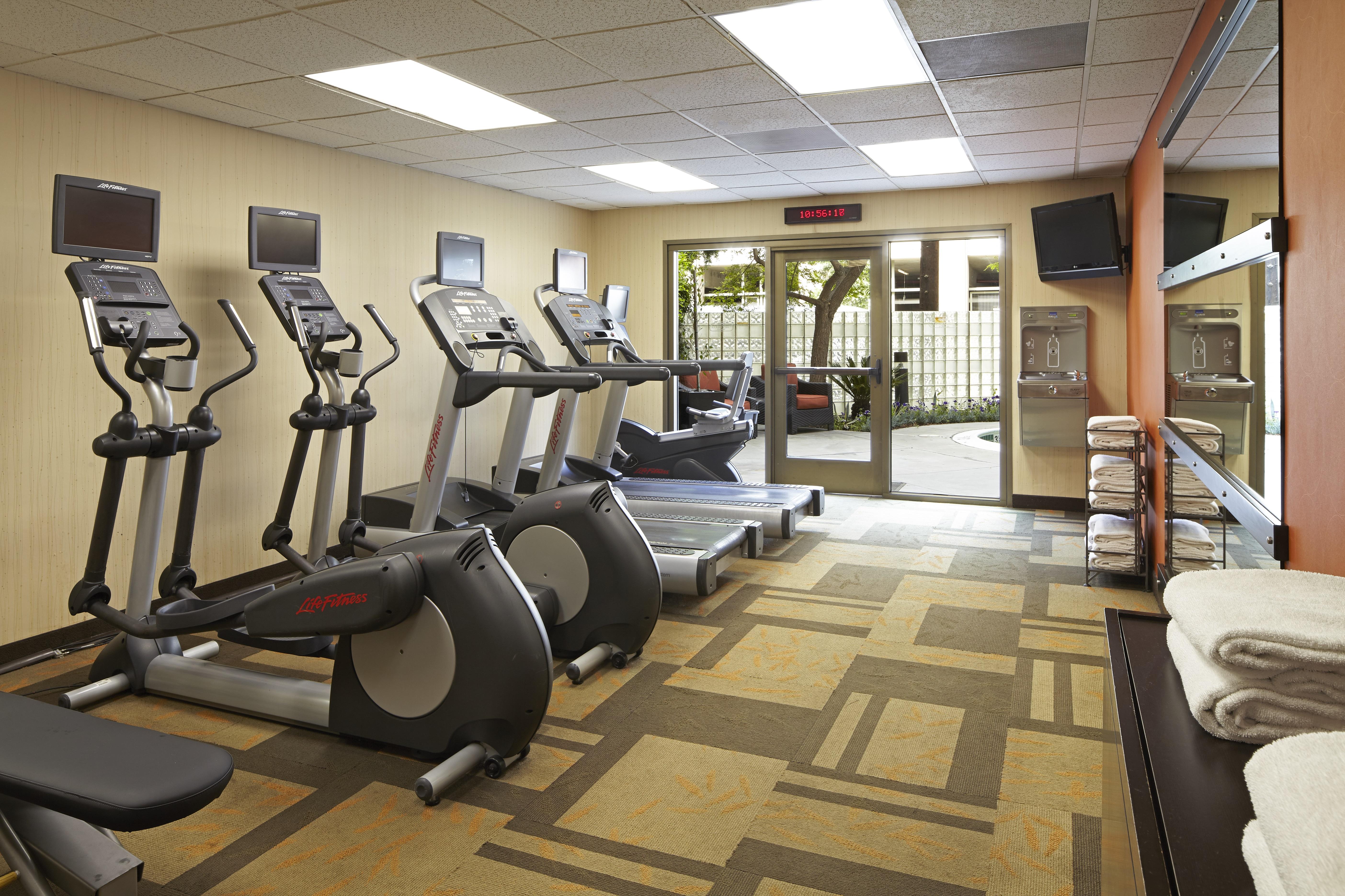 Courtyard By Marriott Angeles Lax / Century Boulevard Hotel 3*