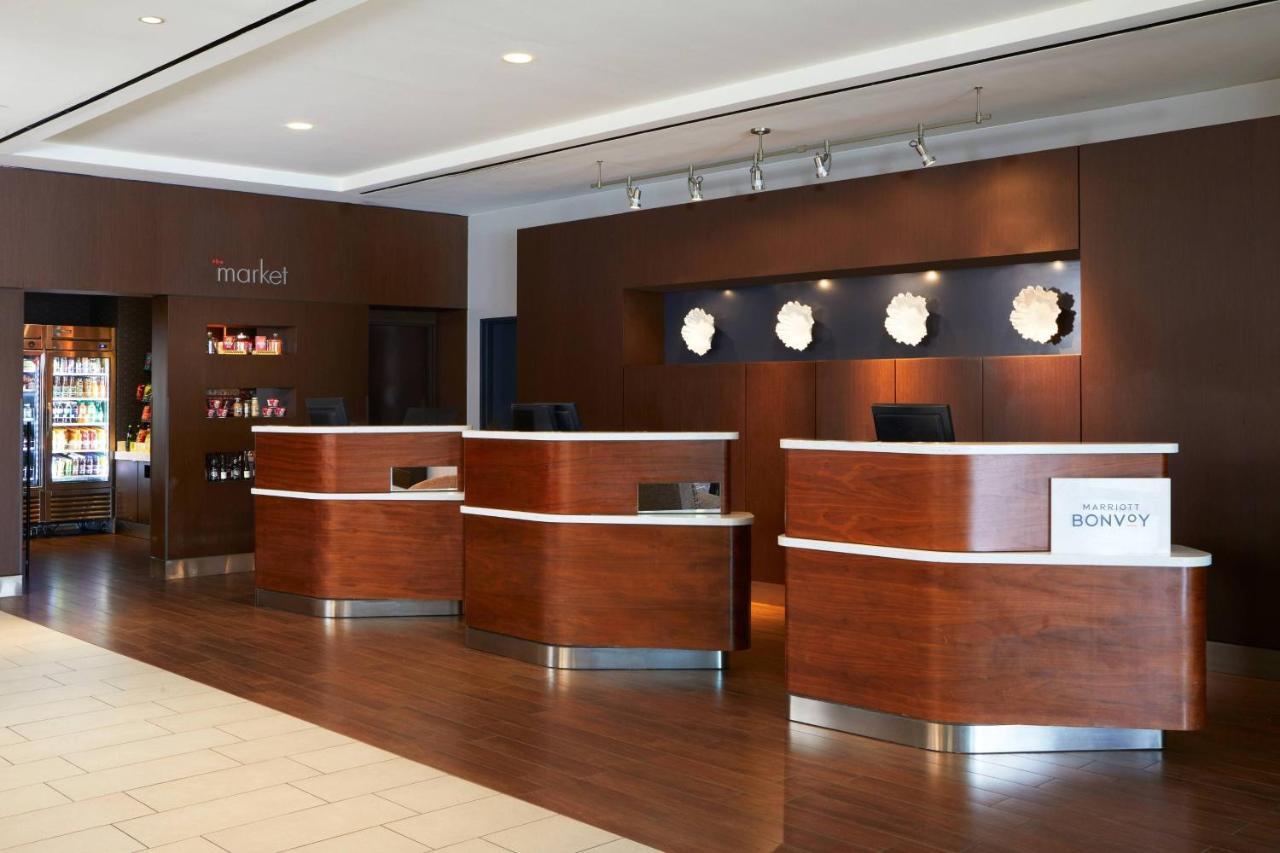 Courtyard By Marriott Angeles Lax / Century Boulevard Hotel 3*