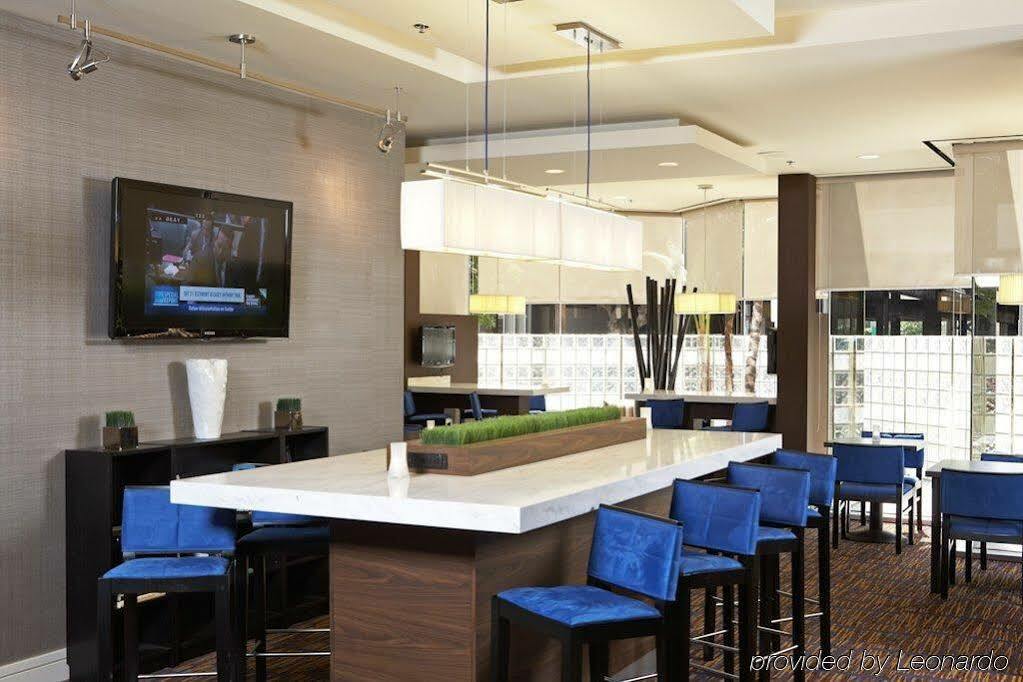 Courtyard By Marriott Angeles Lax / Century Boulevard 3*