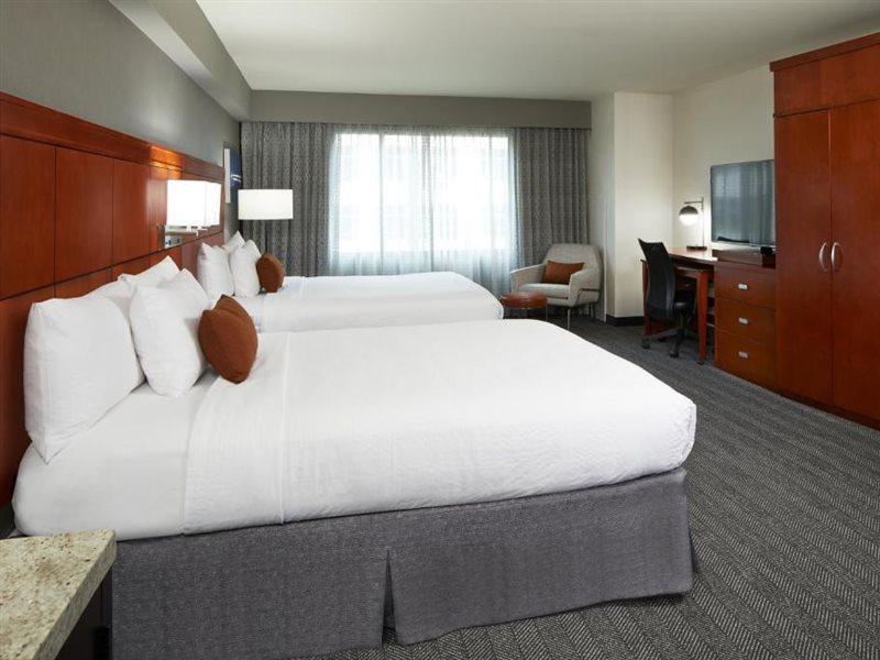 Hotel Courtyard By Marriott Angeles Lax / Century Boulevard 3*